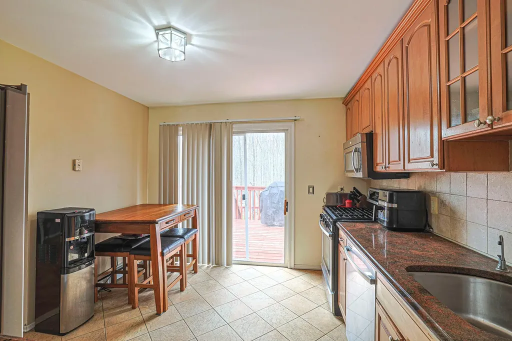 34 Roger Avenue Middletown NY 10940