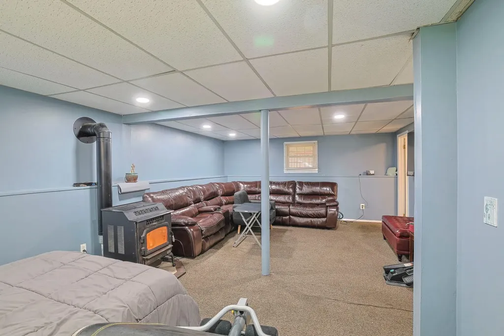 34 Roger Avenue Middletown NY 10940