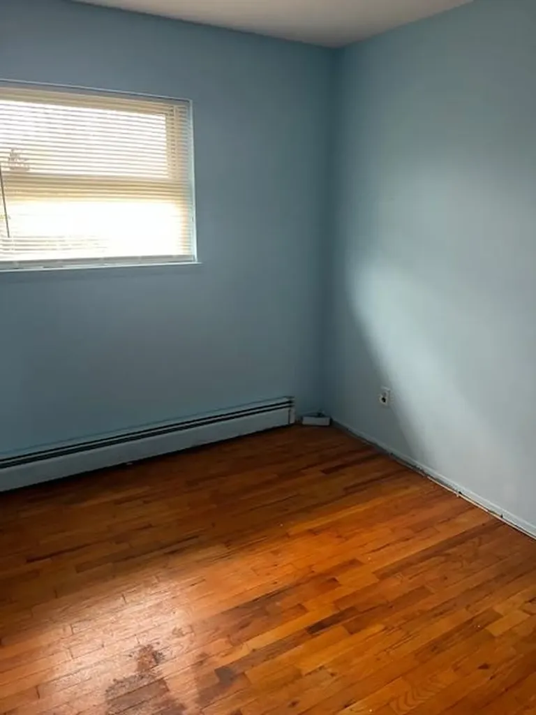 43 Chanel Drive E Shirley NY 11967