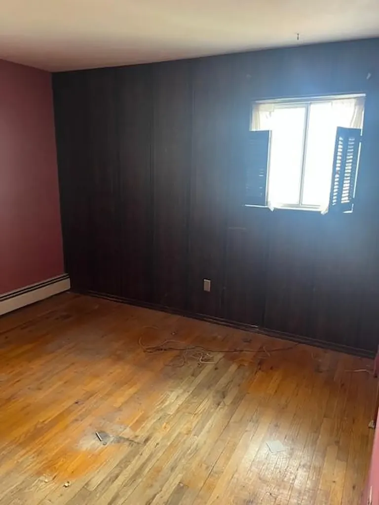 43 Chanel Drive E Shirley NY 11967