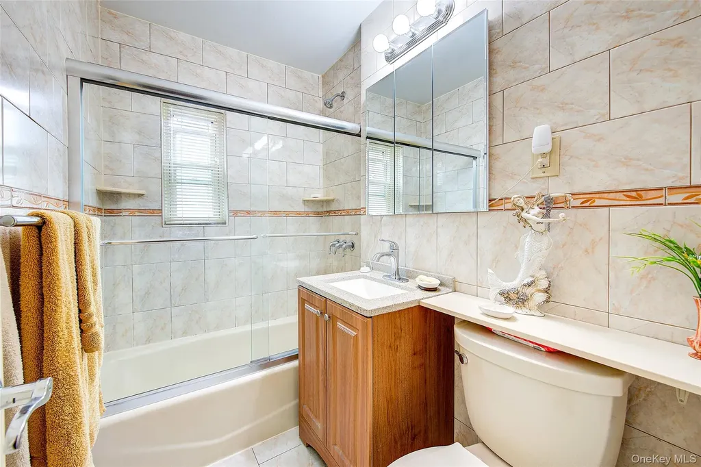 196-57 69th Avenue Fresh Meadows NY 11365