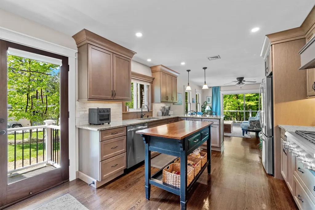 153 Gleneida Ridge Road Carmel NY 10512