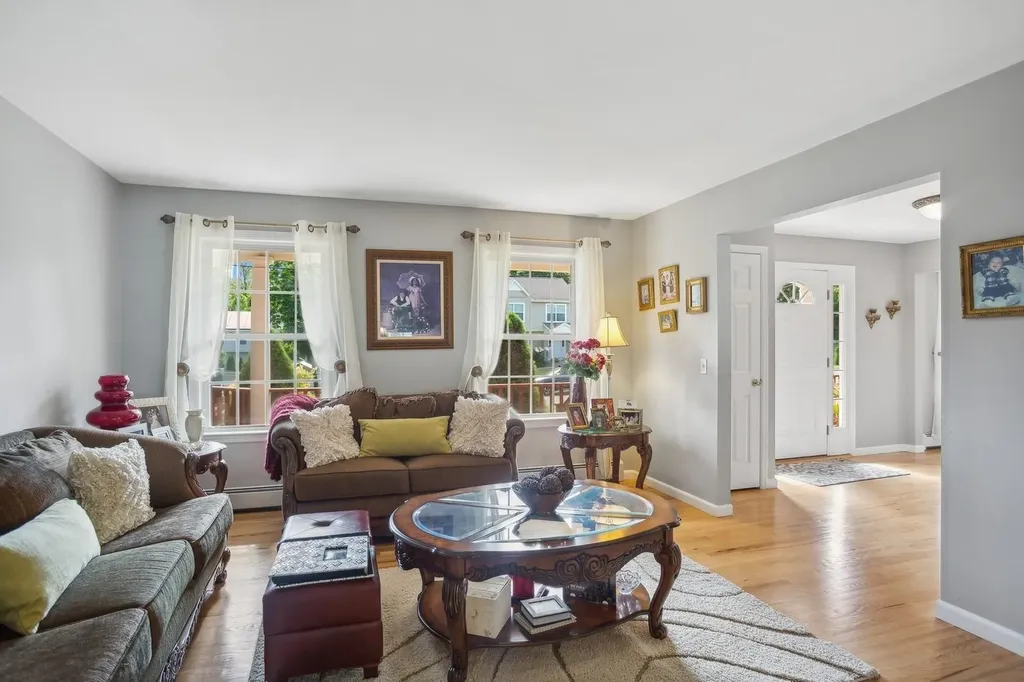 55 Jackson Avenue Sound Beach NY 11789