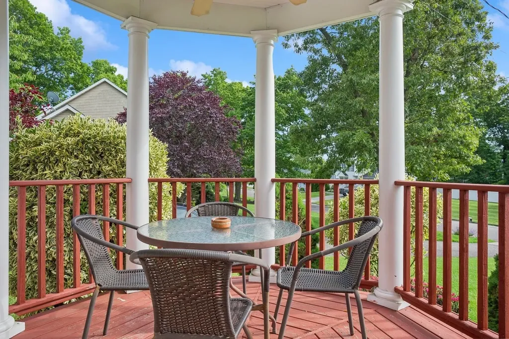 55 Jackson Avenue Sound Beach NY 11789