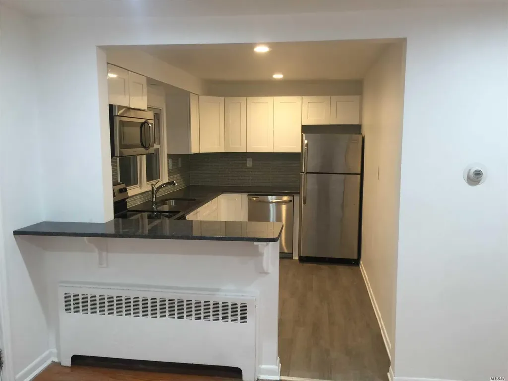 33 Sherman Avenue Bethpage NY 11714