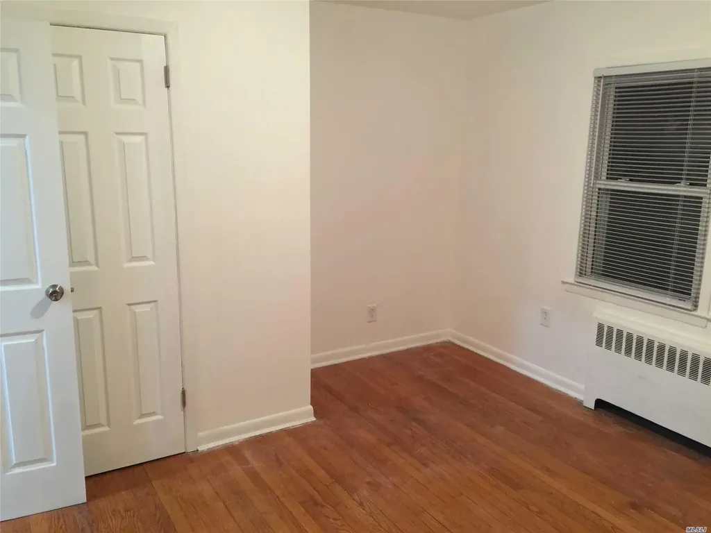 33 Sherman Avenue Bethpage NY 11714