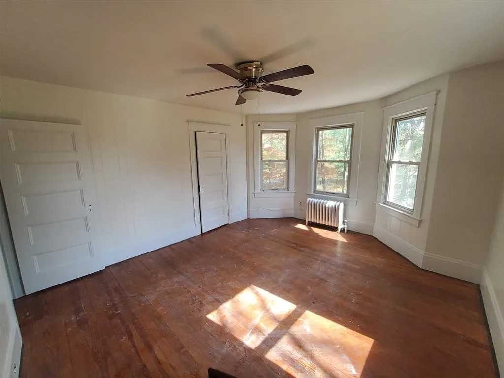 105 Smith Clove Road Central Valley NY 10917
