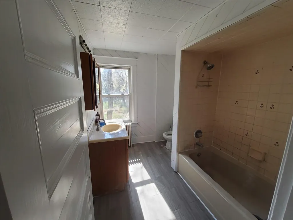 105 Smith Clove Road Central Valley NY 10917