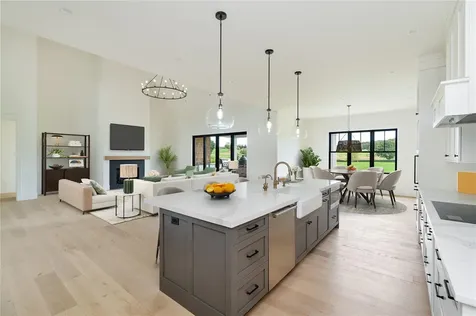 97 Club Drive N Baiting Hollow NY 11933