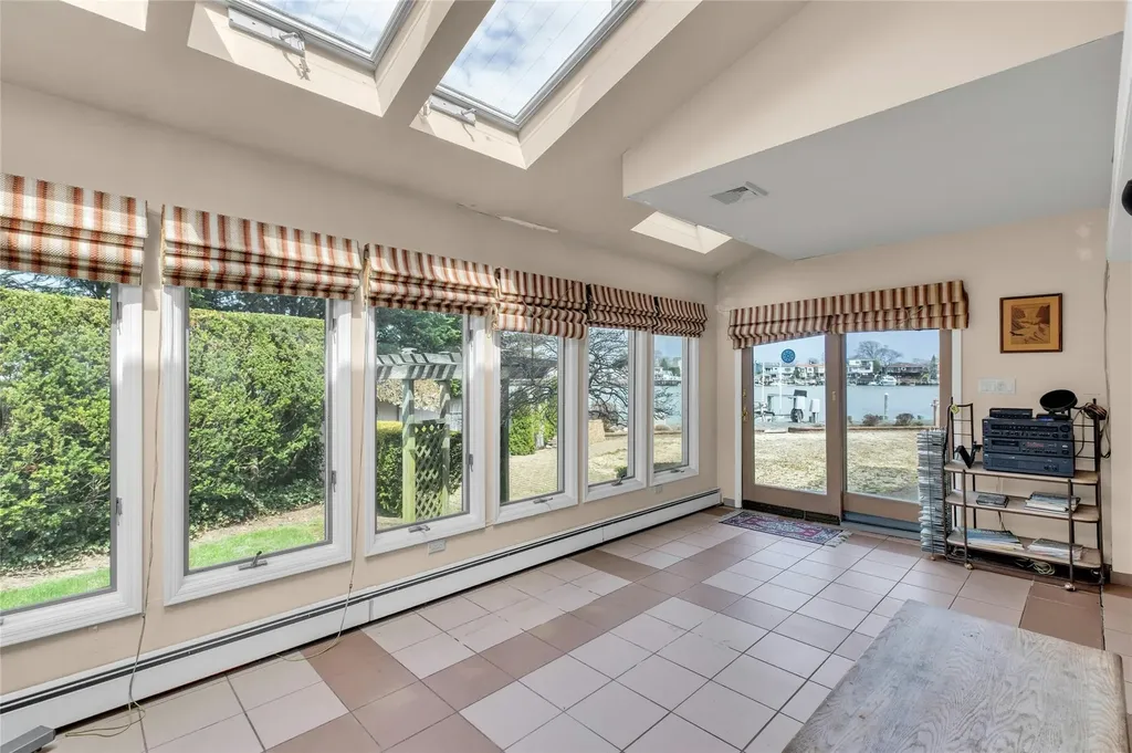 2789 Rita Court Bellmore NY 11710