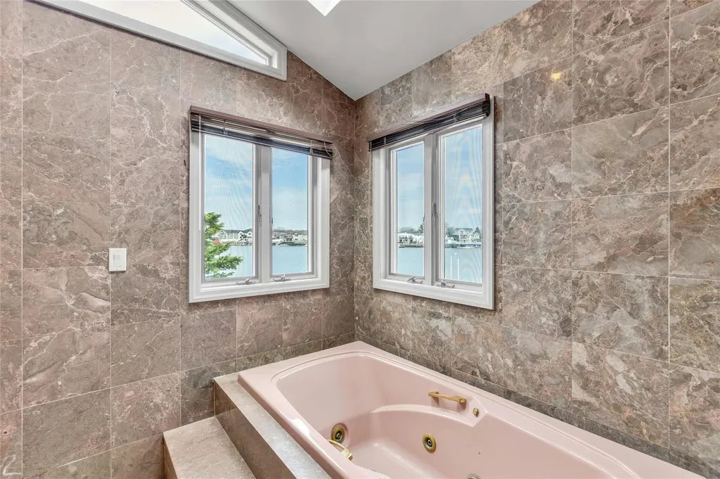 2789 Rita Court Bellmore NY 11710