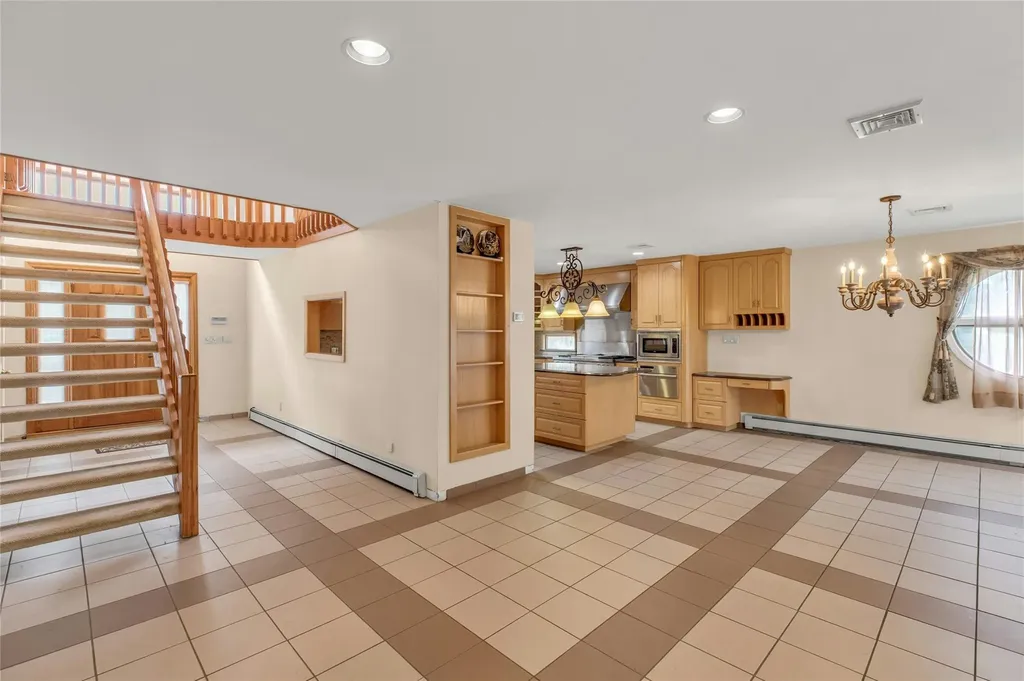 2789 Rita Court Bellmore NY 11710