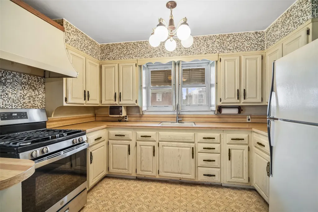 4167 Wilder Avenue Bronx NY 10466