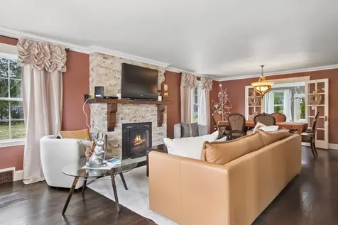 33 Wellesley Place Fishkill NY 12524