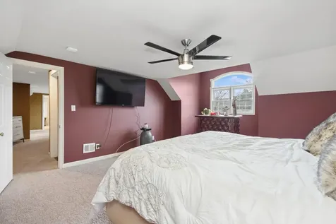 33 Wellesley Place Fishkill NY 12524