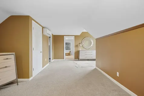 33 Wellesley Place Fishkill NY 12524