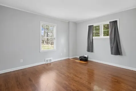 33 Wellesley Place Fishkill NY 12524