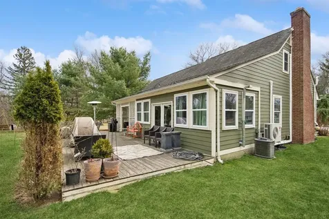 33 Wellesley Place Fishkill NY 12524