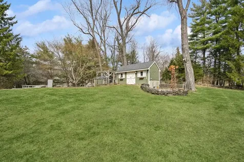 33 Wellesley Place Fishkill NY 12524