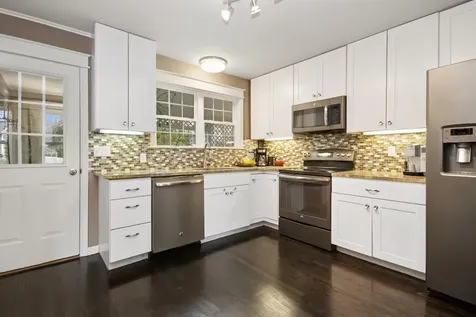 33 Wellesley Place Fishkill NY 12524