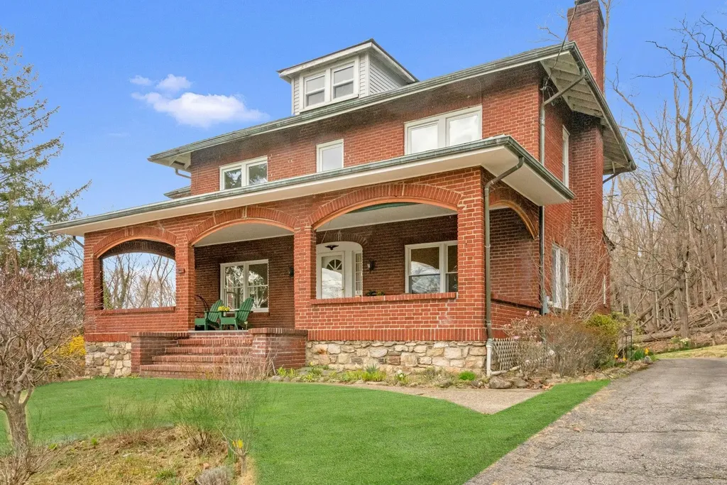 63 Sunset Drive Ossining NY 10562