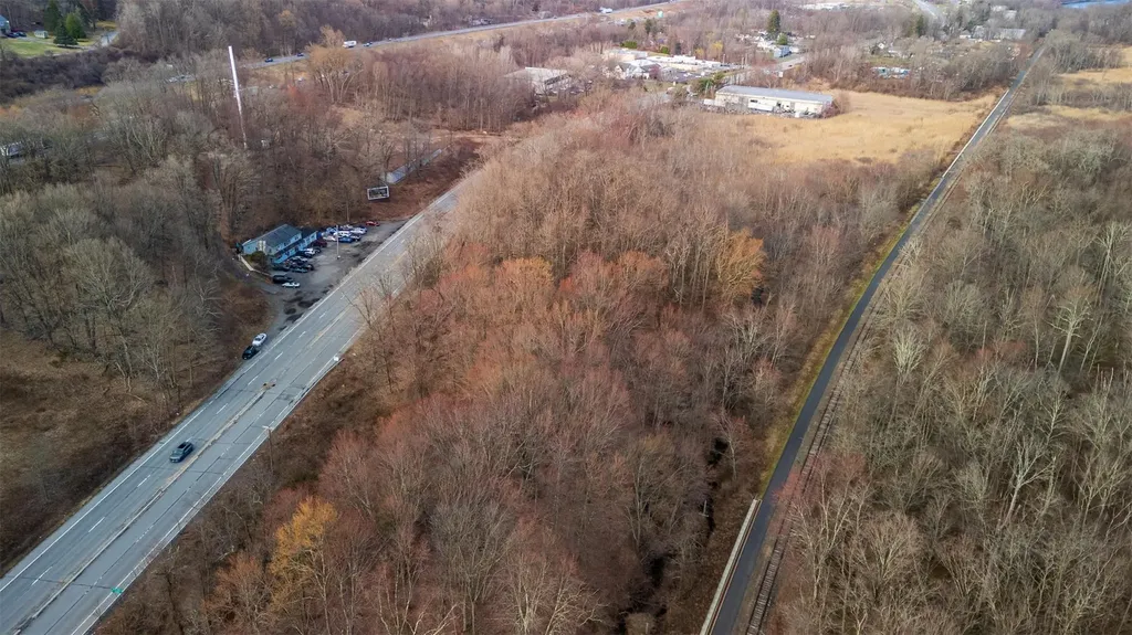 3918 Danbury Road Brewster NY 10509