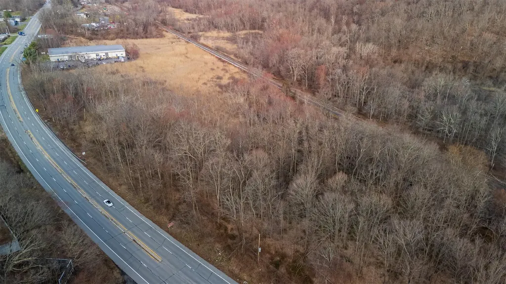 3918 Danbury Road Brewster NY 10509