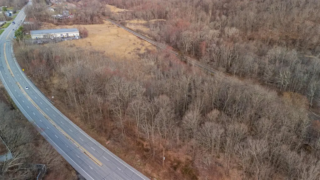 3918 Danbury Road Brewster NY 10509