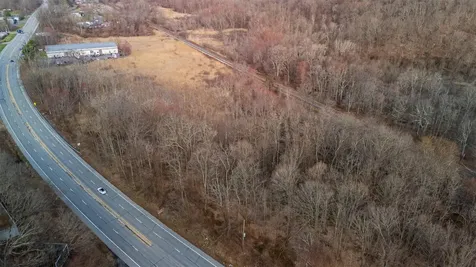 3918 Danbury Road Brewster NY 10509