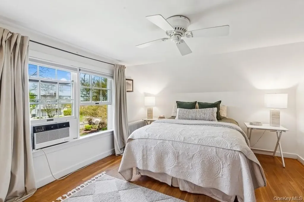 3320 Oregon Road Mattituck NY 11952