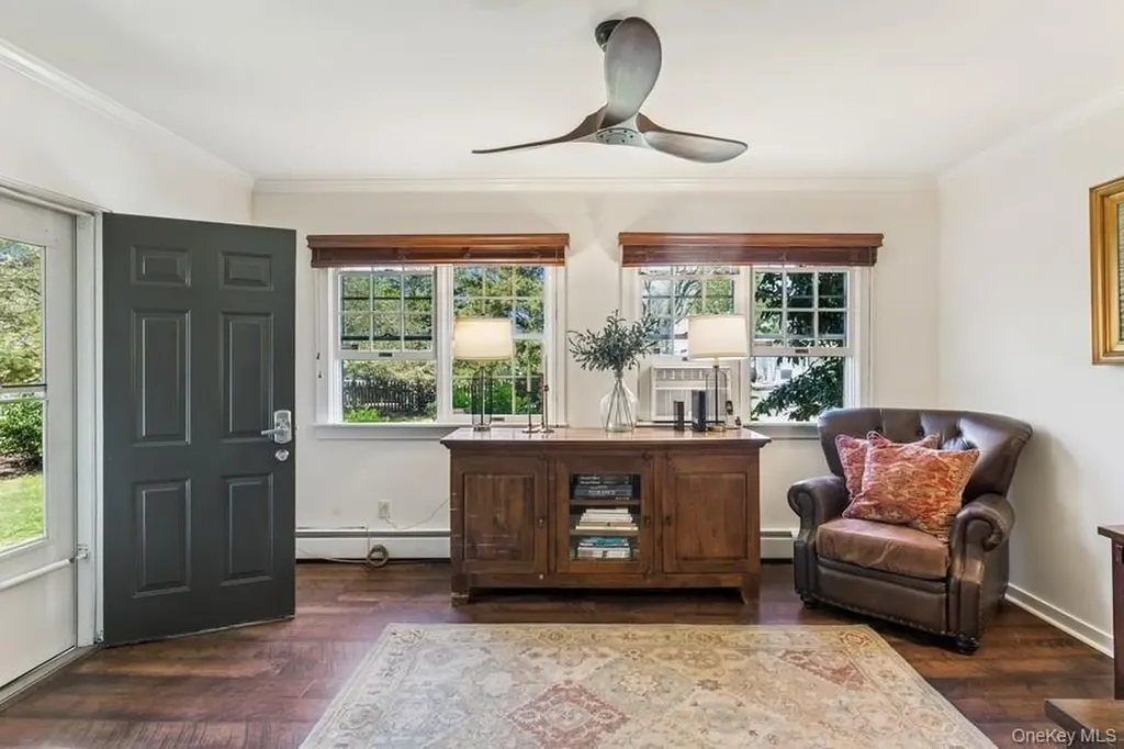 3320 Oregon Road Mattituck NY 11952