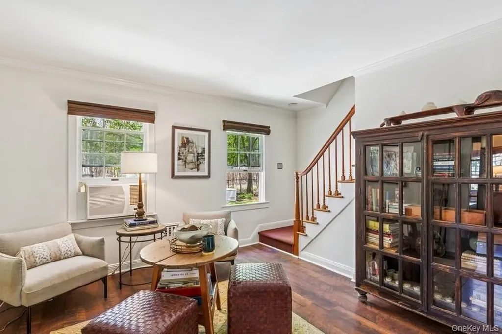 3320 Oregon Road Mattituck NY 11952