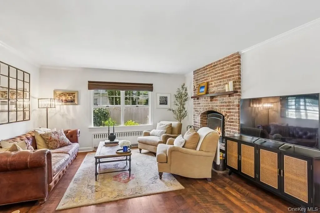 3320 Oregon Road Mattituck NY 11952