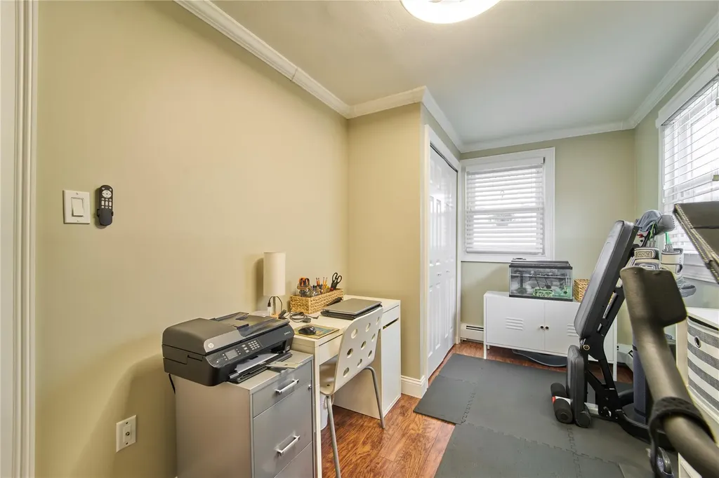 35 Mound Street Lindenhurst NY 11757