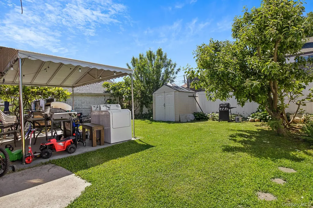 13506 62nd Road Flushing NY 11367