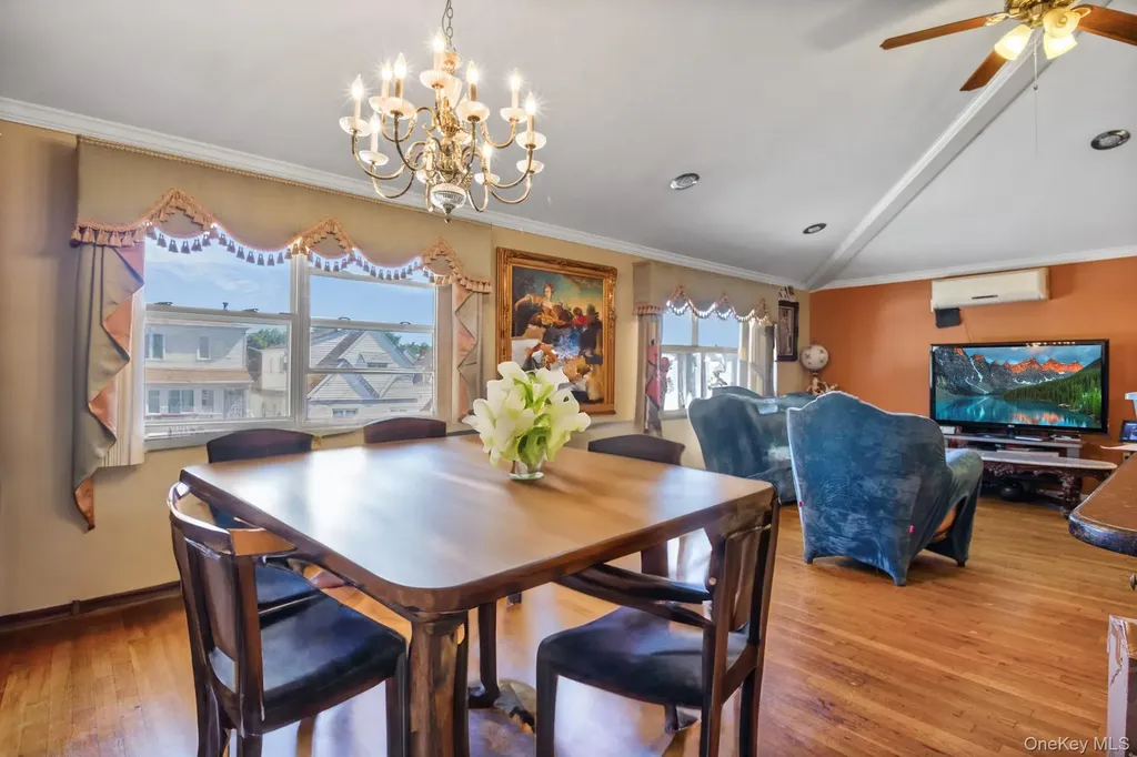 13506 62nd Road Flushing NY 11367