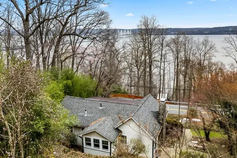 934 Route 9w Nyack NY 10960
