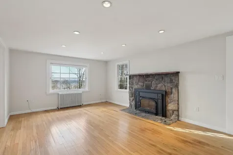 934 Route 9w Nyack NY 10960