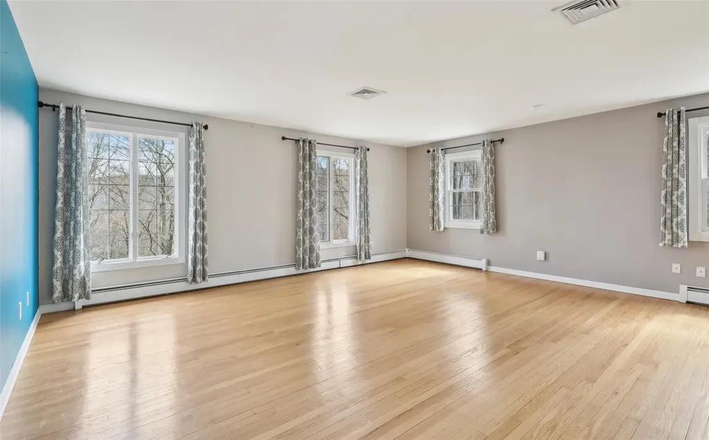 48 Old Mount Peter Road Warwick NY 10990