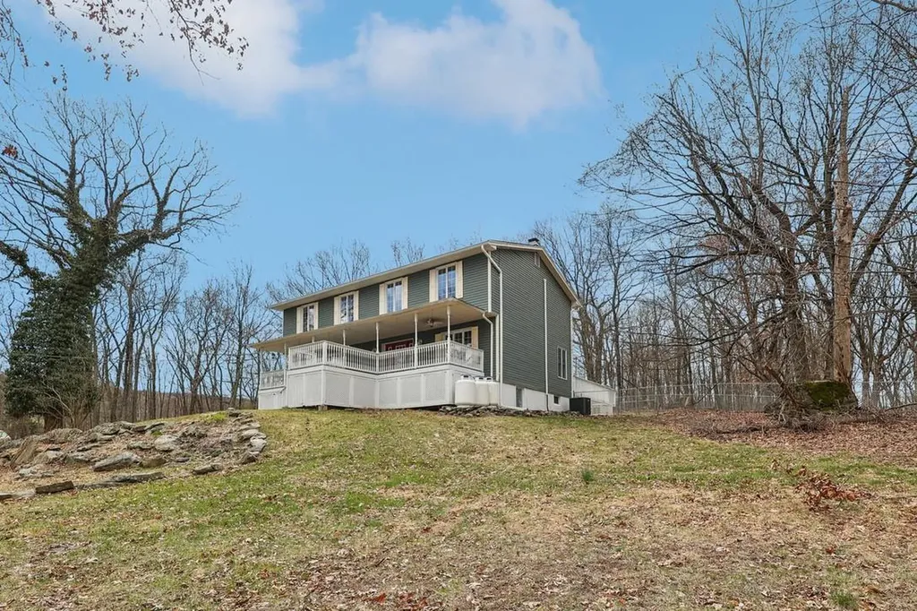 48 Old Mount Peter Road Warwick NY 10990