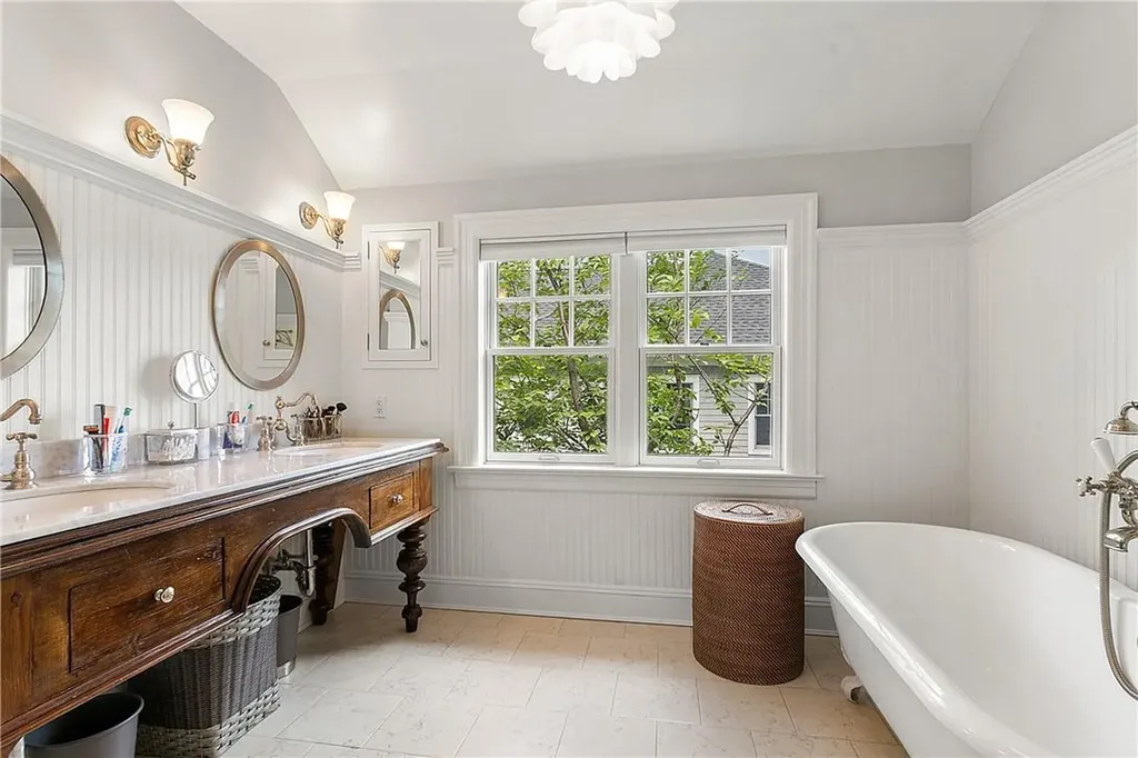 111 Osborn Road Rye NY 10580