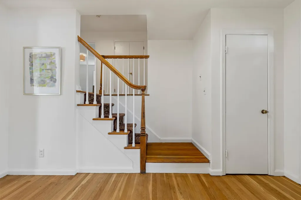45 Shadow Lane New Rochelle NY 10801
