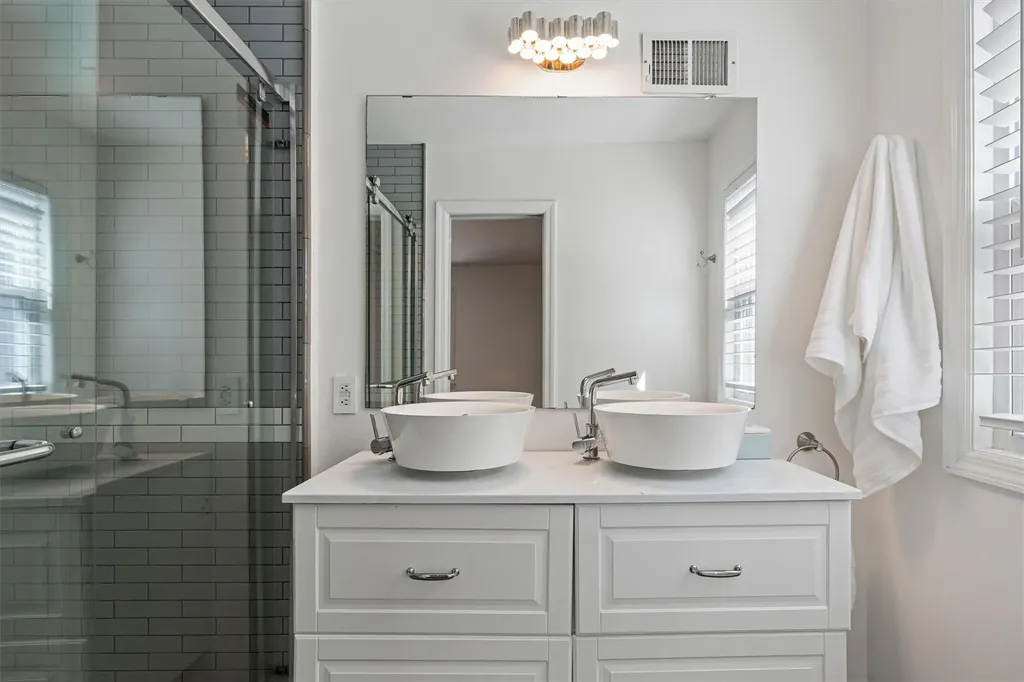 45 Shadow Lane New Rochelle NY 10801