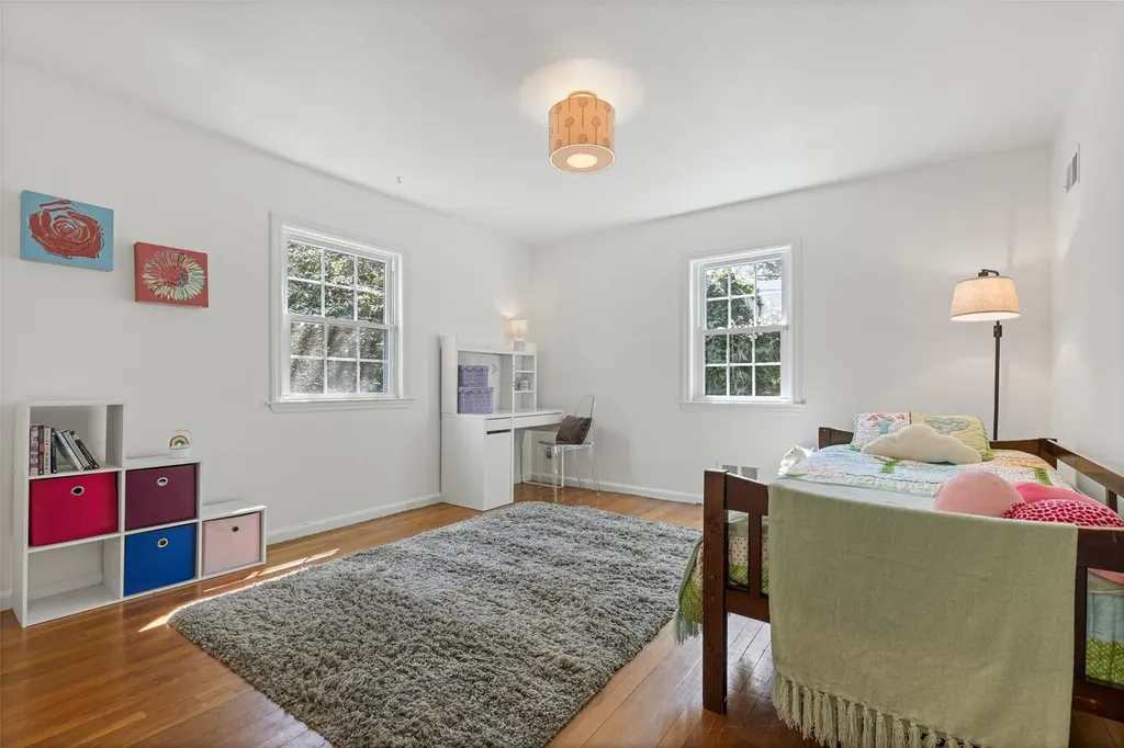 45 Shadow Lane New Rochelle NY 10801