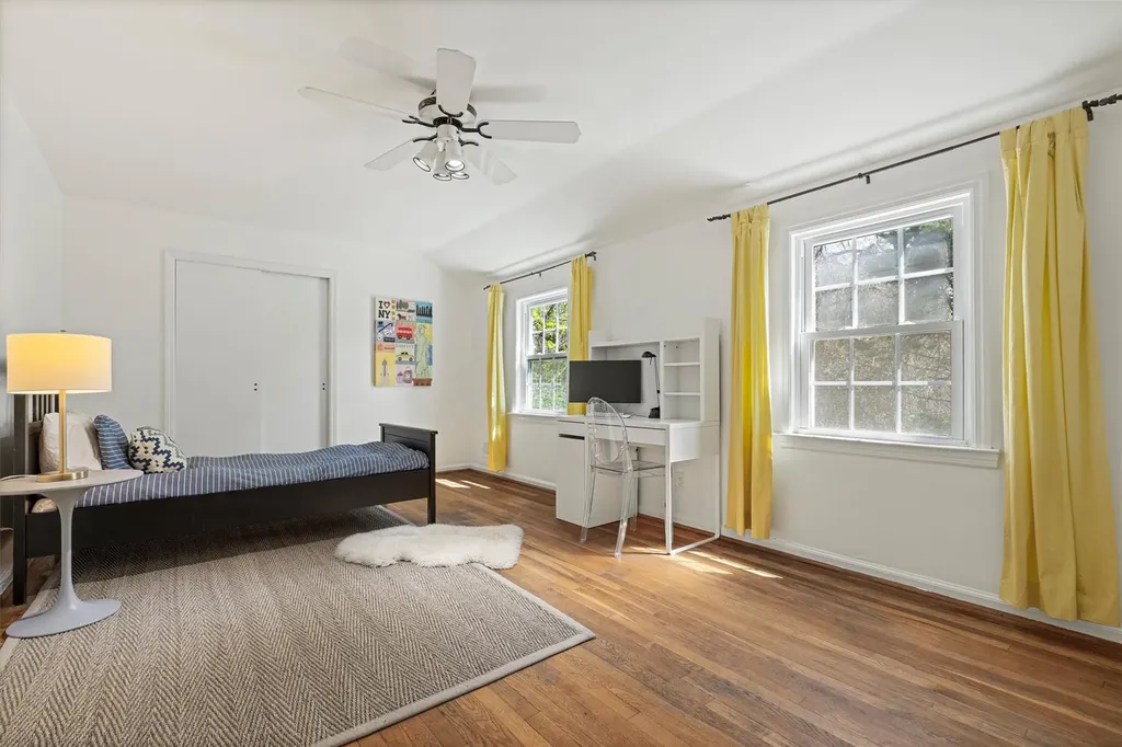 45 Shadow Lane New Rochelle NY 10801
