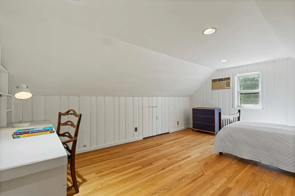45 Shadow Lane New Rochelle NY 10801