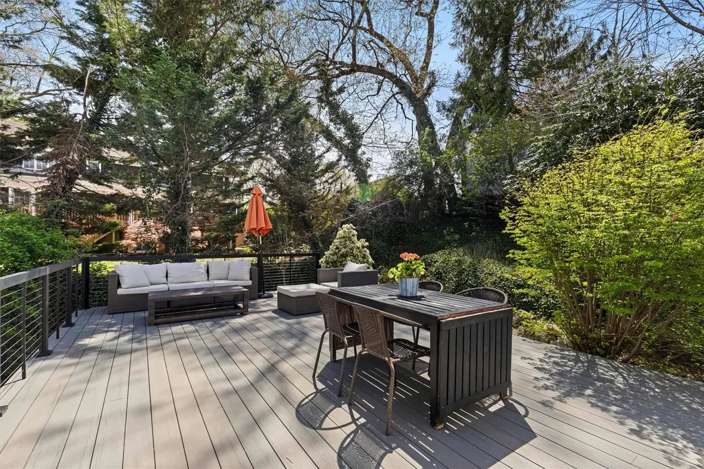 45 Shadow Lane New Rochelle NY 10801
