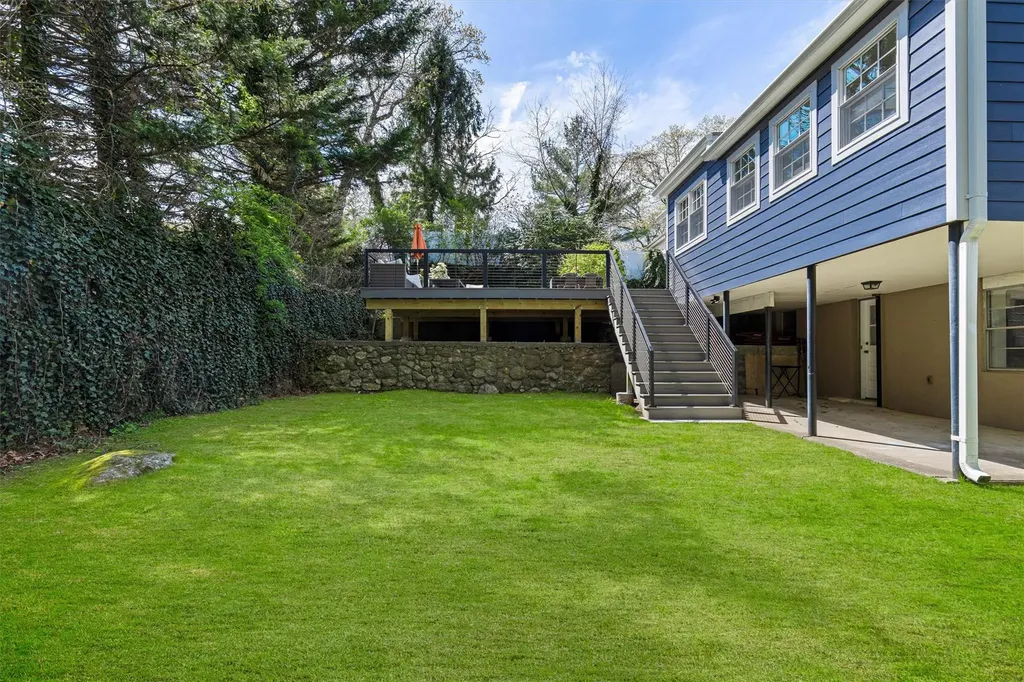 45 Shadow Lane New Rochelle NY 10801