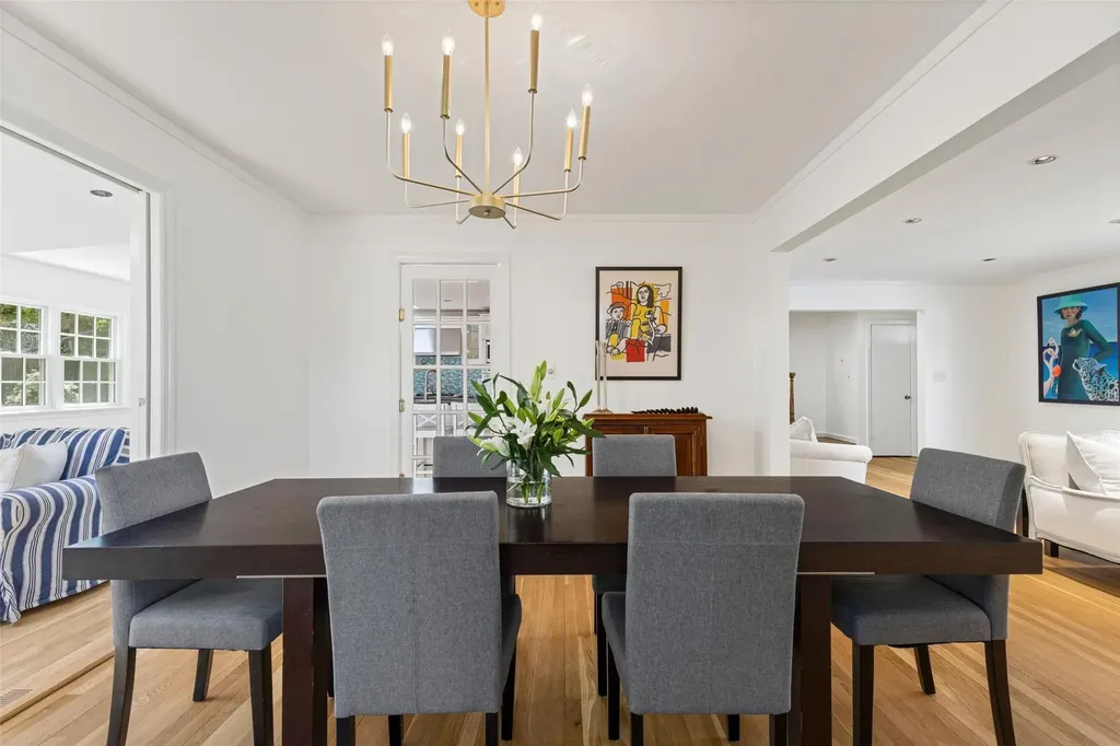 45 Shadow Lane New Rochelle NY 10801