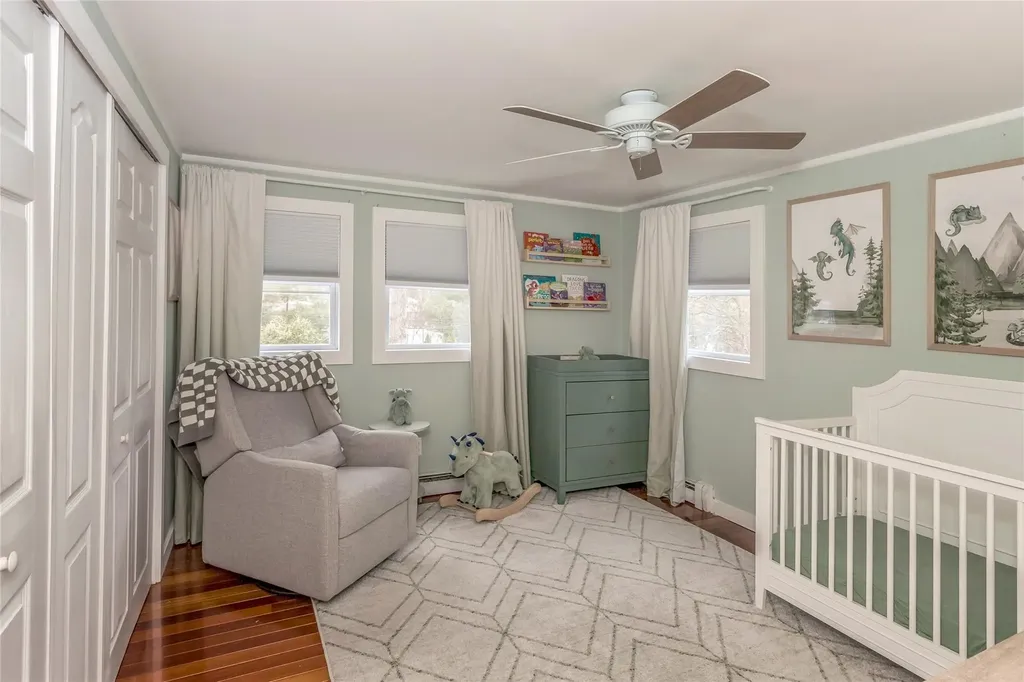 44 Winside Lane Coram NY 11727